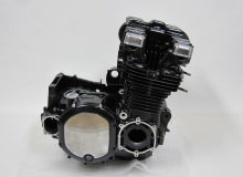 カワサキZ1000MK2エンジン塗装：エンジン専用耐熱塗装ST9000