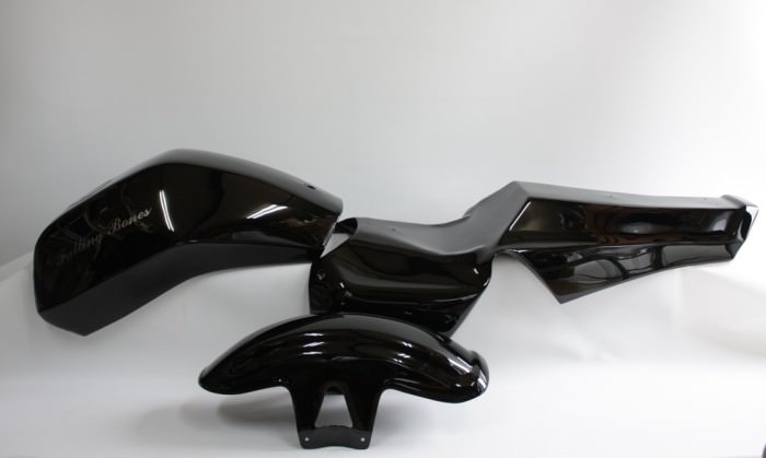 ホンダワルキューレ外装塗装：オールペイントロゴ指定