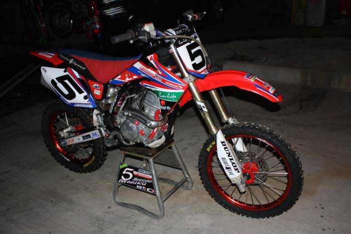 ホンダモトクロスフレーム塗装：ダイヤモンドコーティング