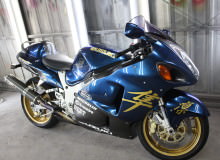 スズキGSX1300R外装塗装：カスタムペイント