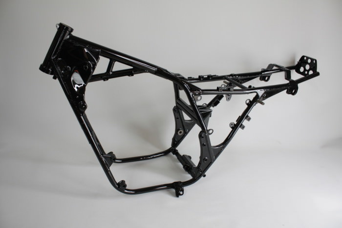 カワサキZ1000フレーム塗装：ダイヤモンドコーティング