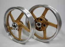 カワサキゼファー1100ホイール塗装：ウレタン塗装