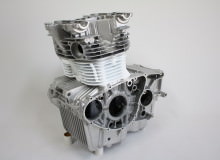 スズキGS400エンジンガラスビーズ光沢処理