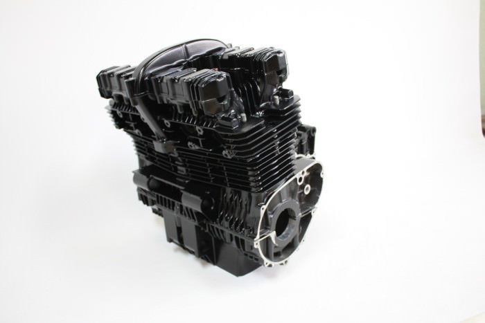 カワサキZ1000エンジン塗装：エンジン専用耐熱塗装ST9000