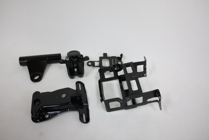 カワサキZ1000フレーム付属部品塗装：パウダーコート