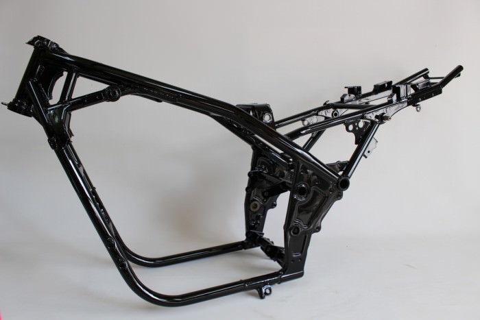 カワサキゼファ－1100フレーム塗装：ダイヤモンドコーティング