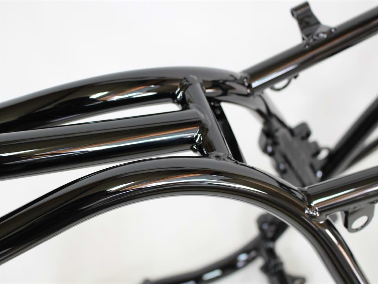 カワサキZ1フレーム塗装：ダイヤモンドコーティング - バイク