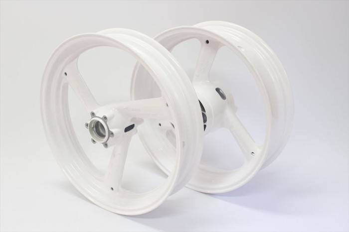 ヤマハTZR250ホイール塗装：パウダーコート