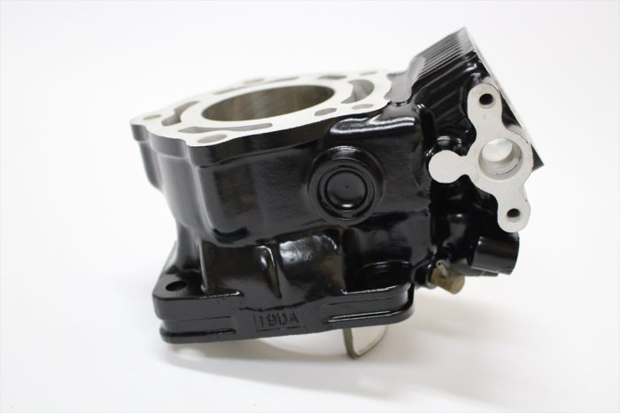 エンジンシリンダー塗装：耐熱塗装ST9000