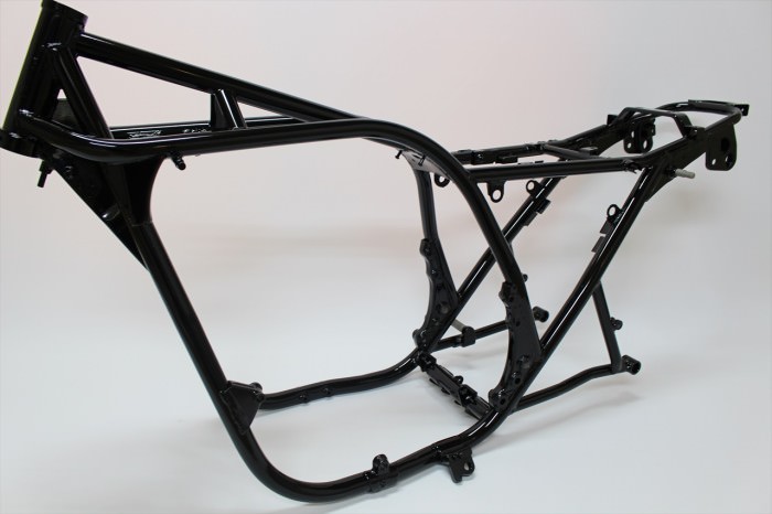 カワサキZ1フレーム塗装：パウダーコート