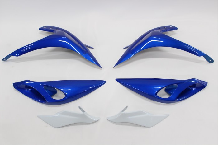 スズキGSX1300R隼外装パーツ塗装：調色塗装