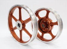 カワサキZ2BEETキャストホイール塗装：ダイヤモンドコーティング