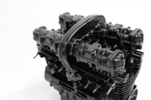 Z400FXエンジン塗装