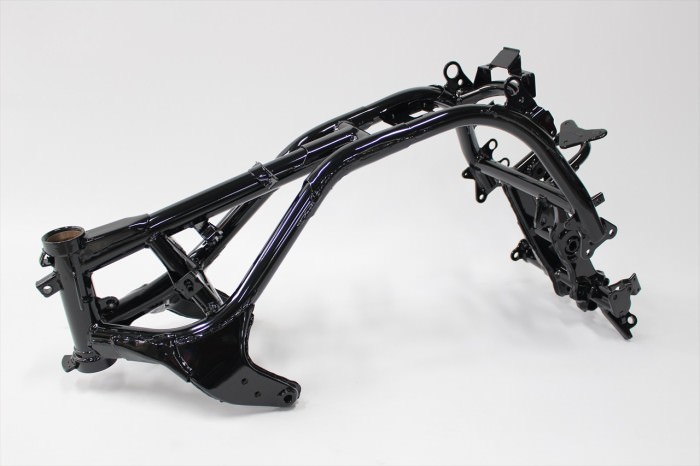 カワサキGPZ900Rフレーム塗装：