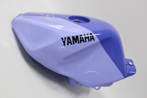 FZR750外装塗装