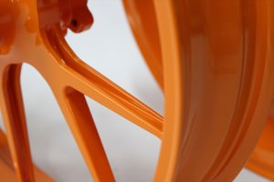 KTMマルケジーニホイール塗装