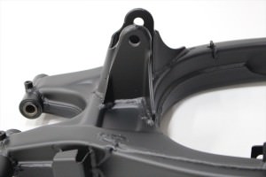 TW200スイングアーム塗装