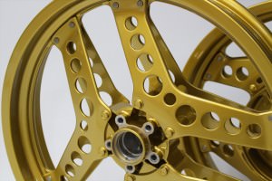 CB1100Fホイール塗装